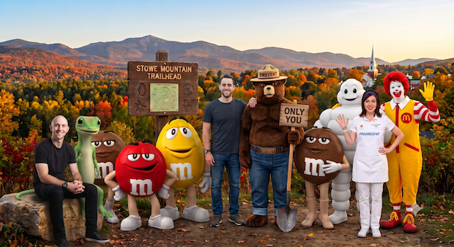 Group photo with mascots in autumn